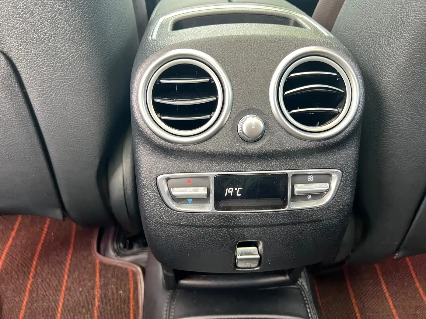 Mercedes-Benz GLC 2021 GLC 260 L 4MATIC Luxury фото 14