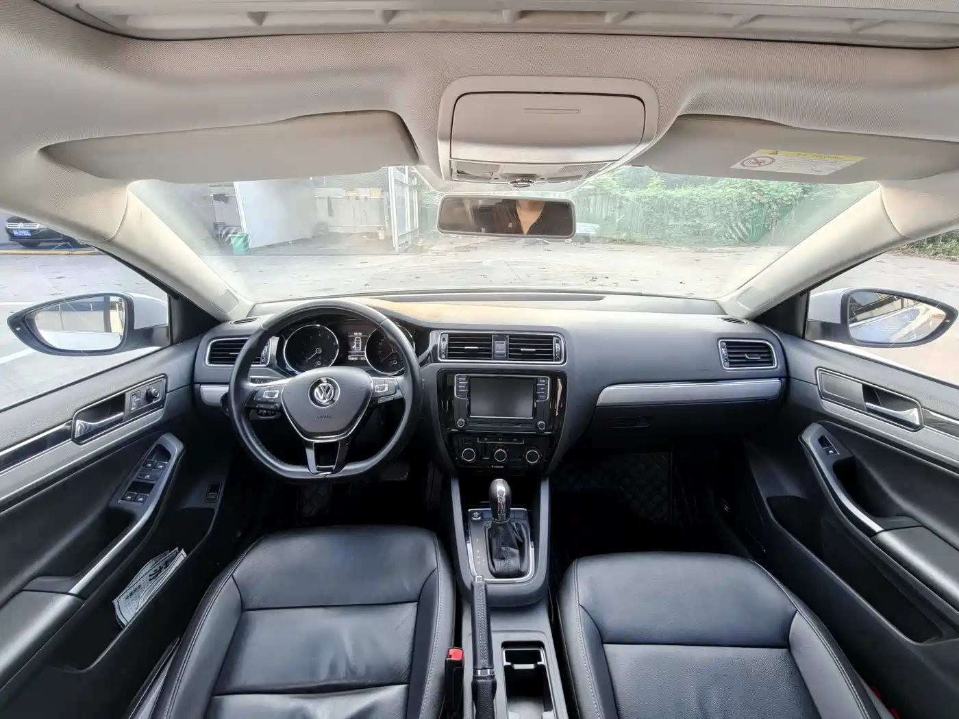 Фото 5 - Volkswagen Sagitar