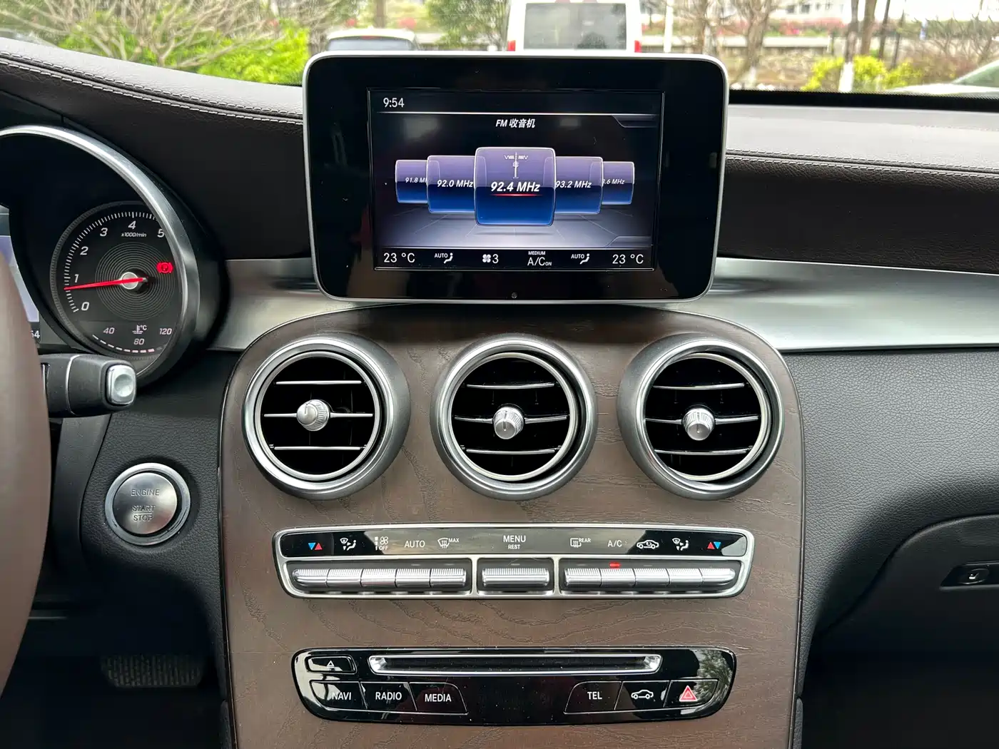 Mercedes-Benz GLC 2017 GLC 300 4MATIC Dynamic фото 29