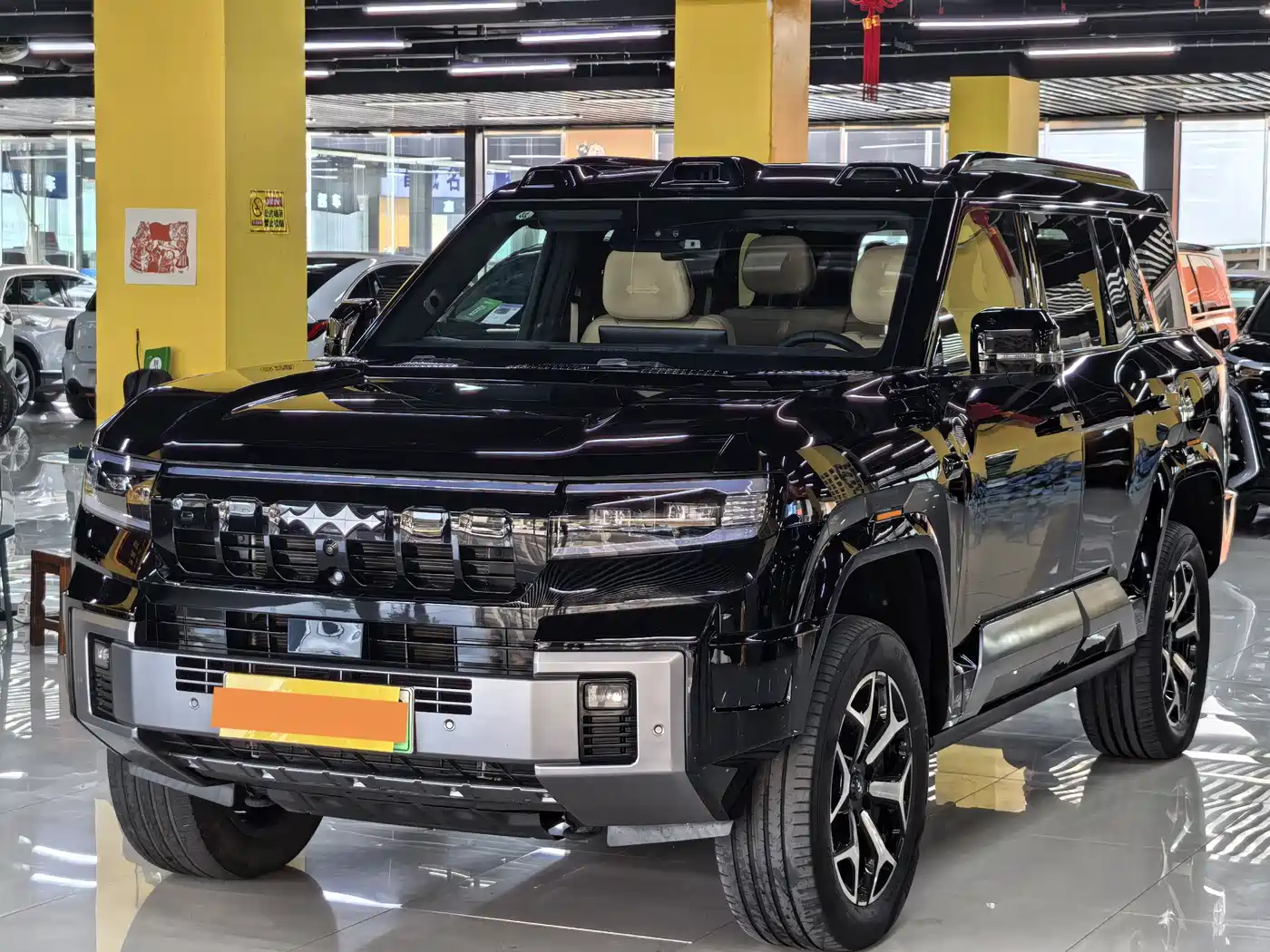 Fang Cheng Bao Leopard 8 2025 Zhiyong Flagship 7-Seater