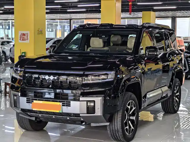  Fang Cheng Bao Leopard 8 2025 Zhiyong Flagship 7-Seater