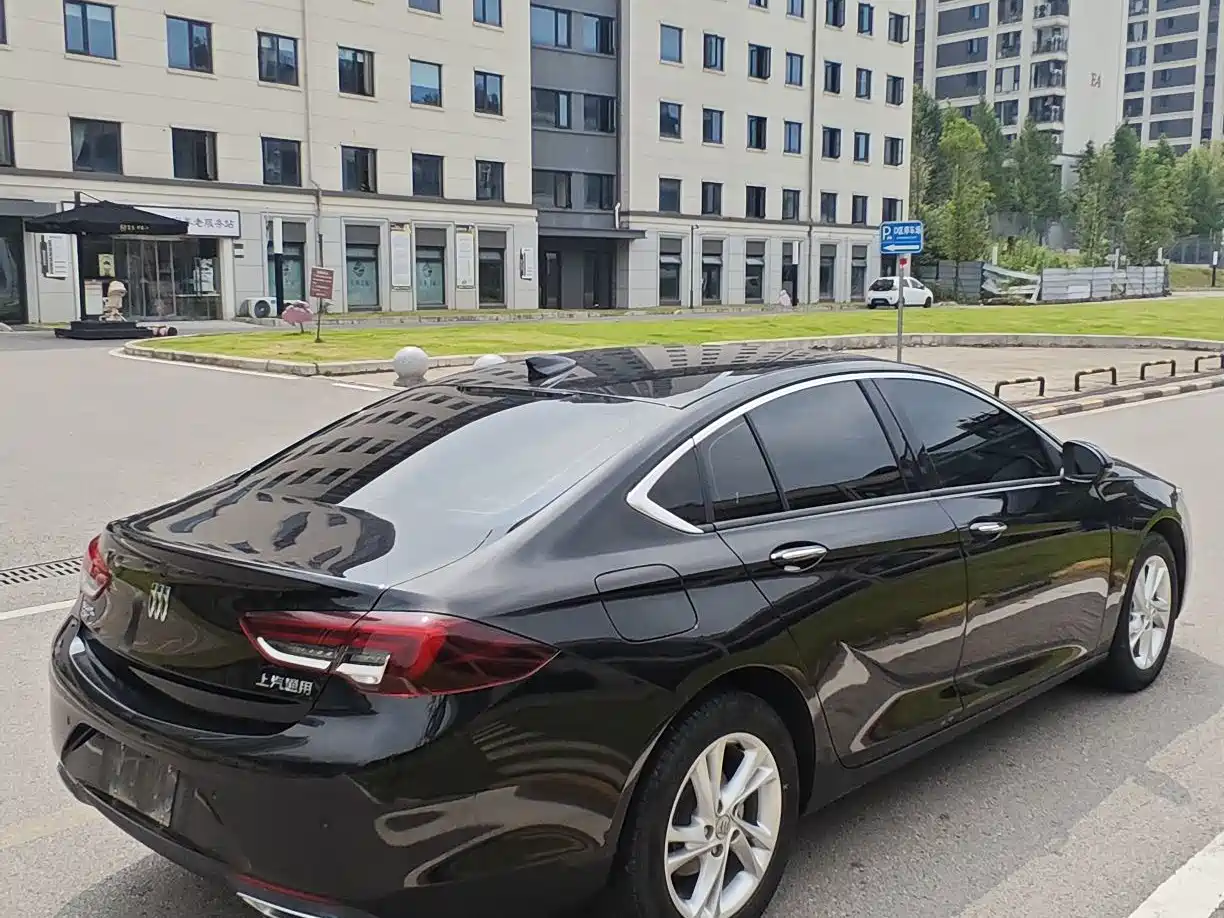 Фото 9 - Buick Regal