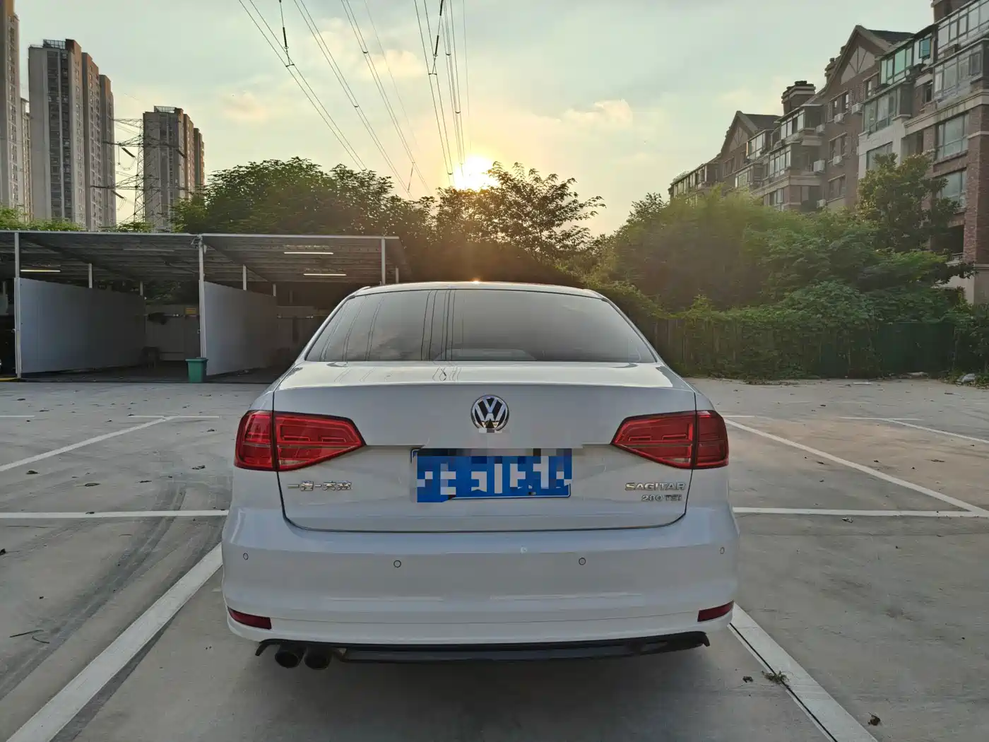 Фото 8 - Volkswagen Sagitar