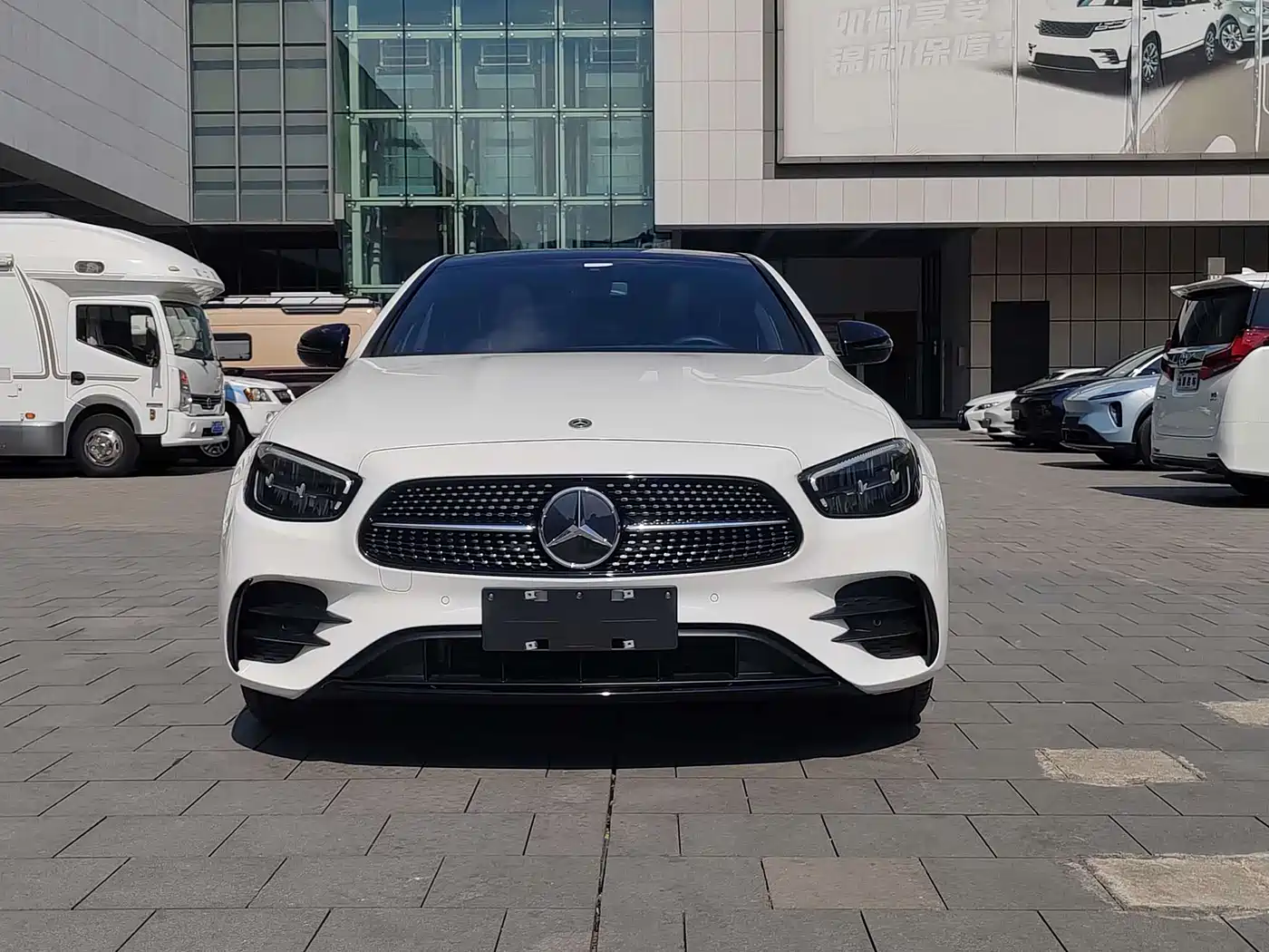 Mercedes-Benz E-Class (Import) 2023 E 260 Fashion Sport Edition фото 2