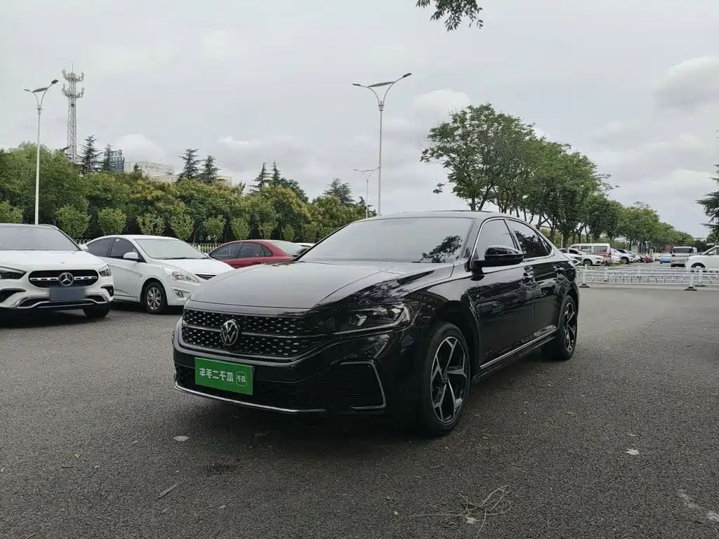 Volkswagen Passat 2025 2025 Outstanding 330TSI Starlight Elite Edition