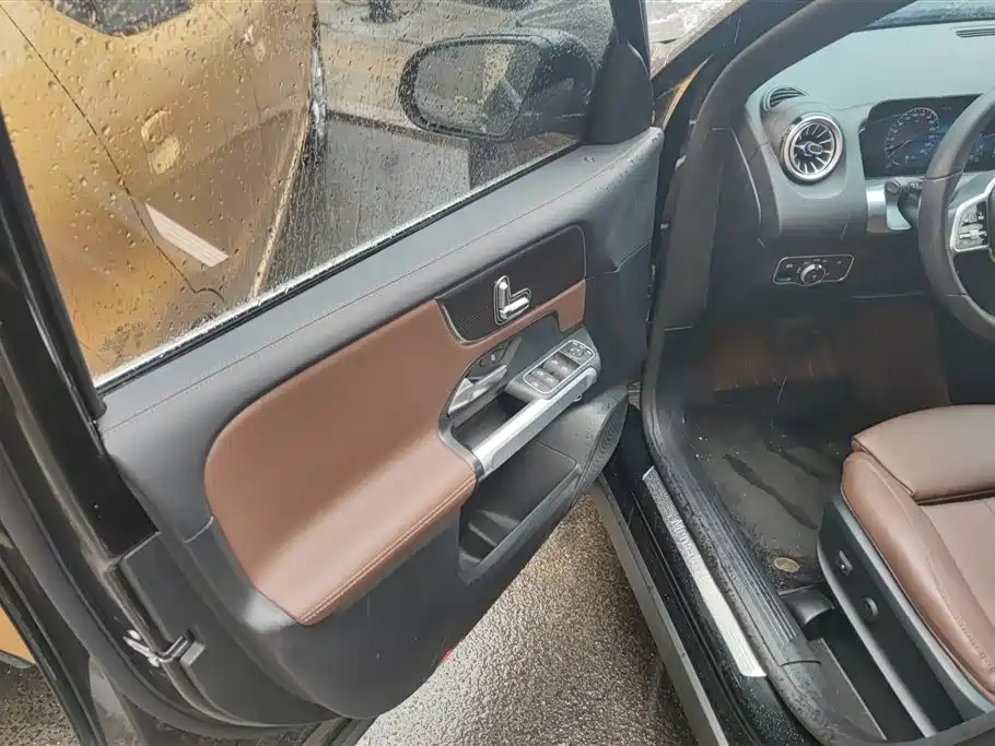 Mercedes-Benz GLB 2021 GLB 200 Dynamic фото 7