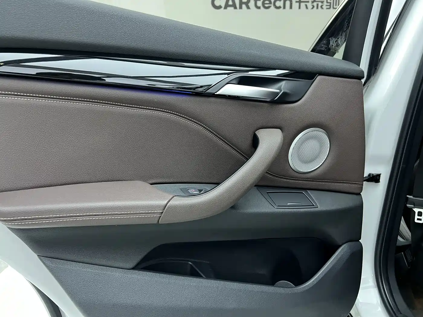 BMW X1 2022 sDrive20Li Fashion фото 11