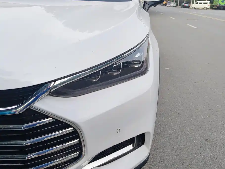 BYD Tang 2021 2021 2.0T Automatic Flagship