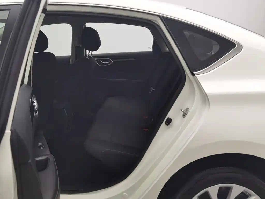 Nissan SYLPHY, миниатюра 15