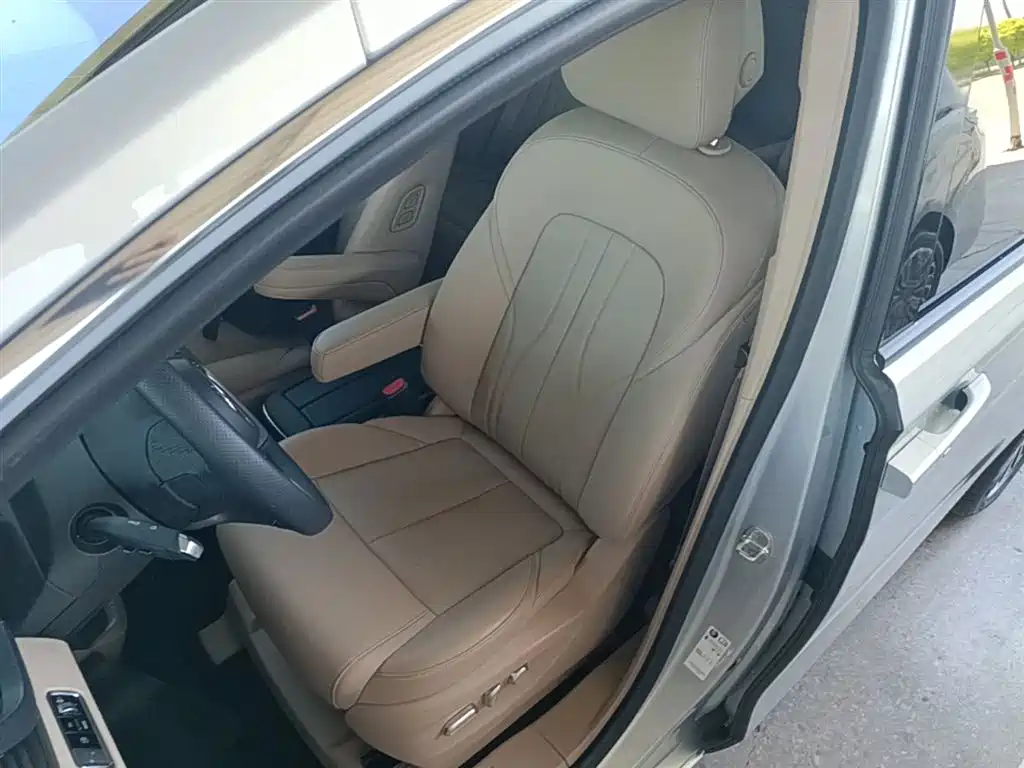 Buick GL8 New Energy 2025 Land Honor Premium Edition 7-Seater фото 15