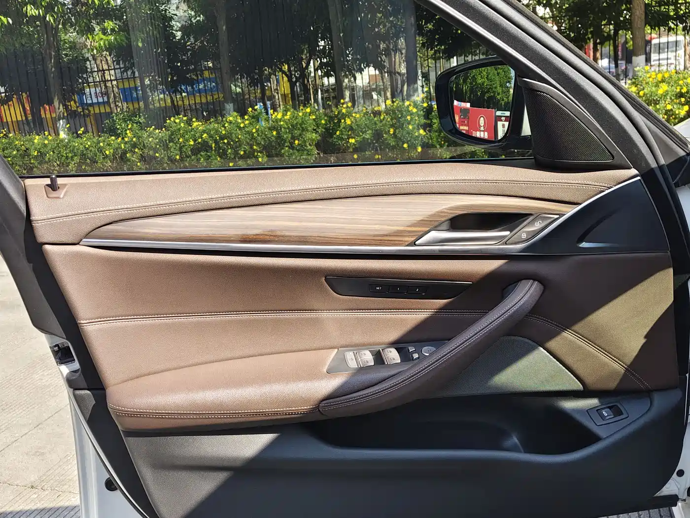 BMW 5 Series 2021 Facelift 530Li Leading M Sport Package фото 17