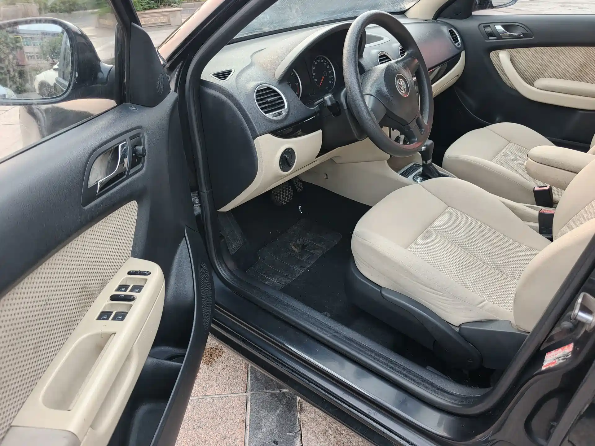 Photo 8 - Volkswagen Lavida