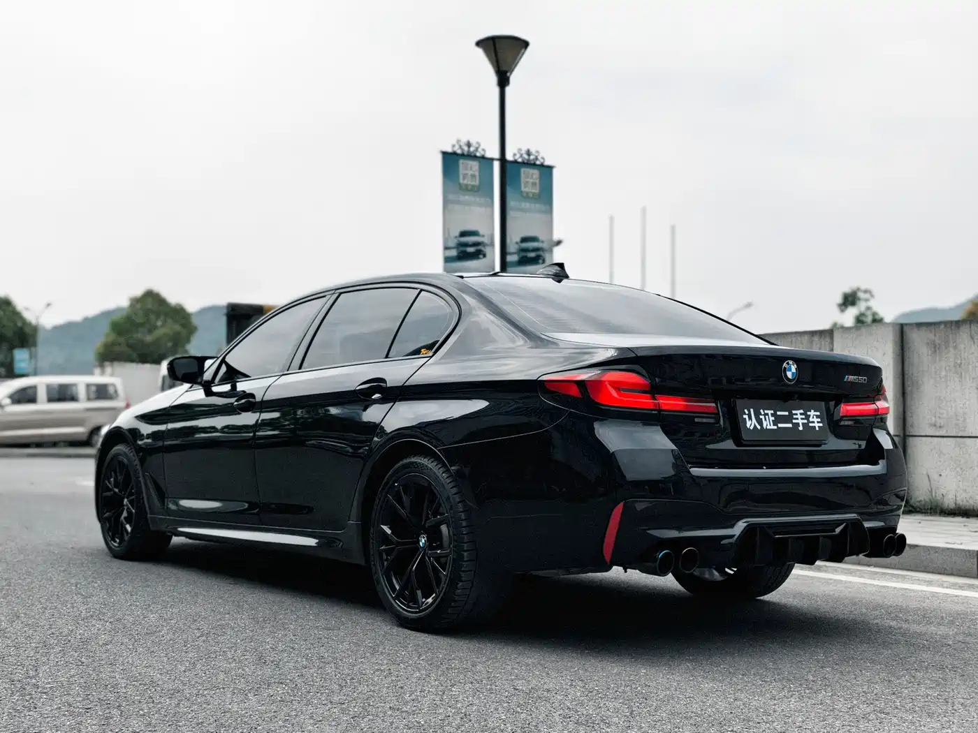 BMW 5 Series 2022 Facelift II 530Li Premium Package M Sport фото 6
