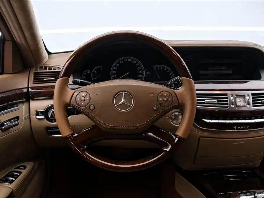 Mercedes-Benz S-Class 2011 S 500 L CGI 4MATIC фото 6