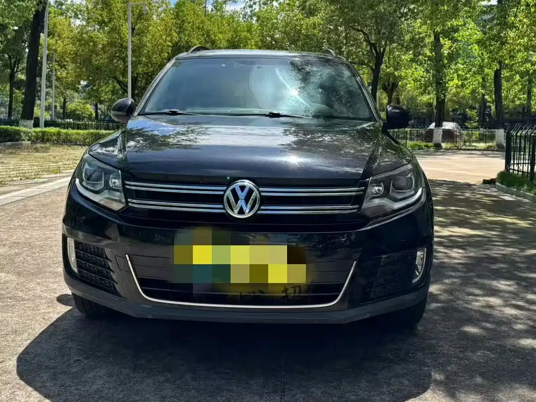 Volkswagen Tiguan 2015 1.8TSI Auto 4WD Style Vision Edition фото 2