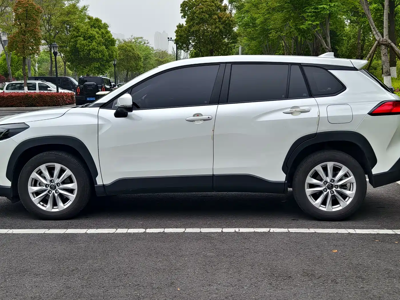 Toyota Corolla Cross 2023 2.0L Pioneer Edition фото 4