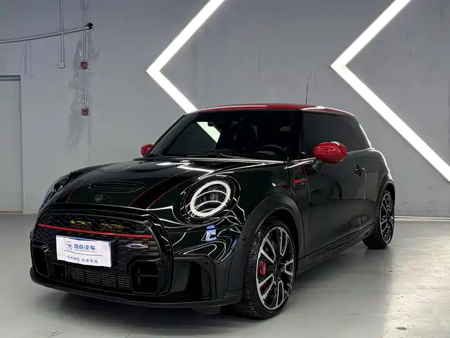 MINI JCW