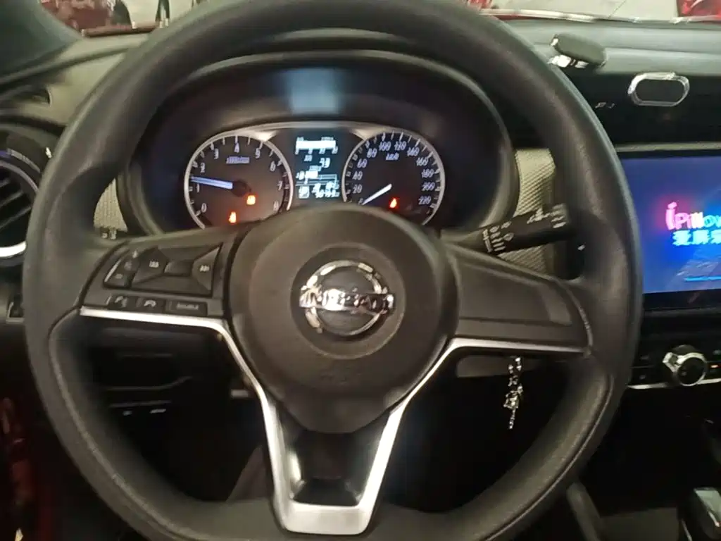 Nissan Kicks 2018 2017 1.5L CVT Cool Edition