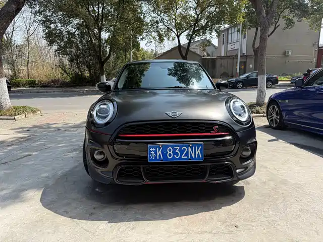 MINI 