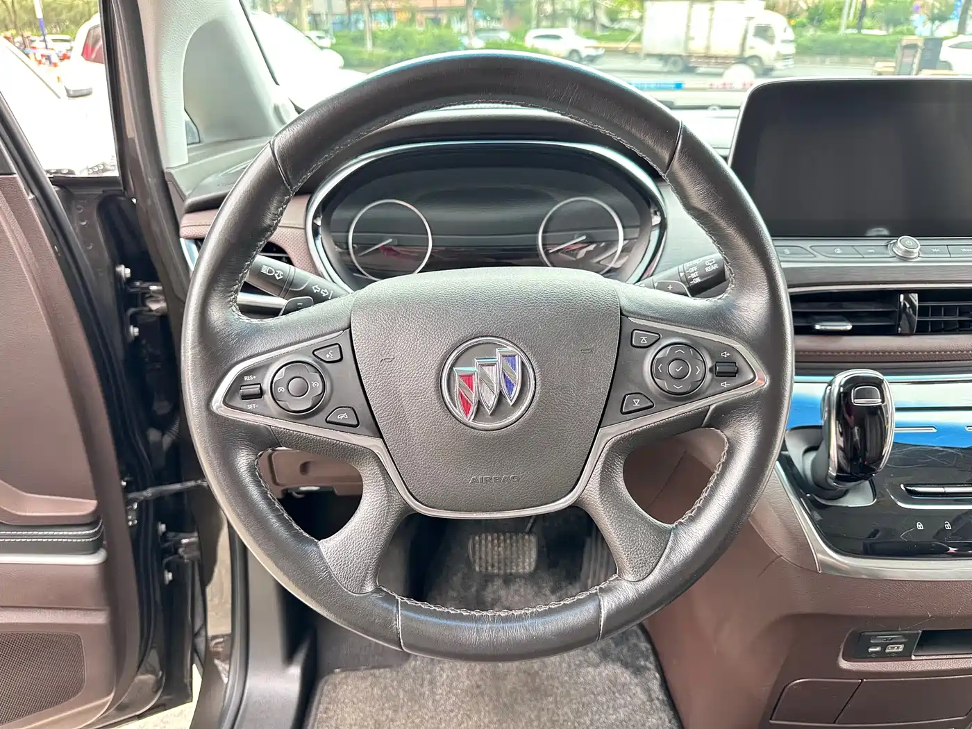 BUICK GL8