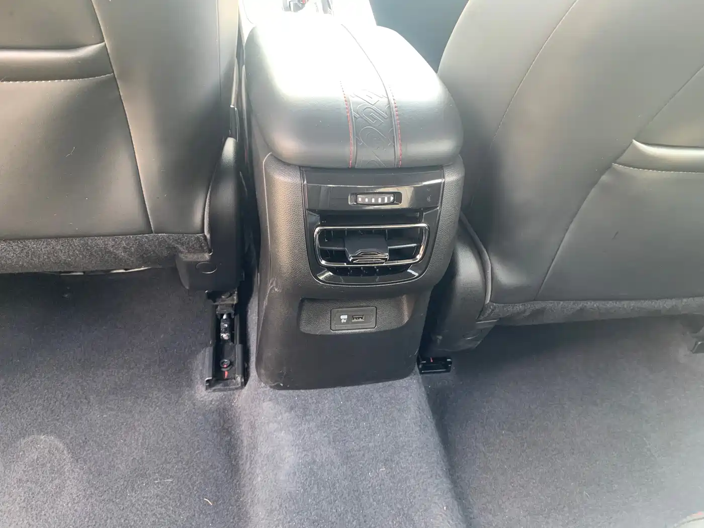 GAC Trumpchi Trumpchi Emkoo 2021 270T DCT J15 Edition фото 14
