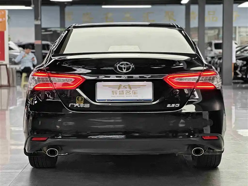 Toyota Camry 2019 2.5G Luxury Edition China VI фото 4