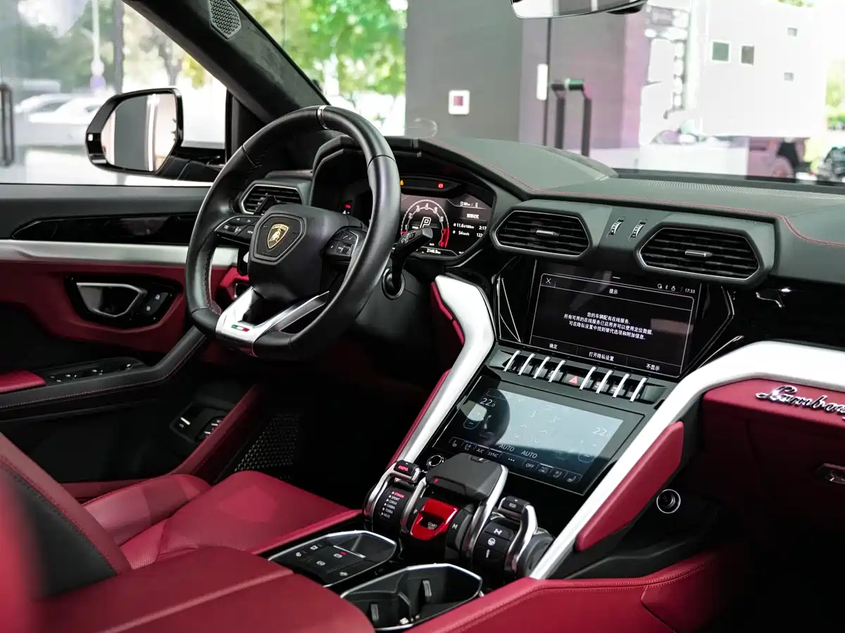 Lamborghini Urus 2023 4.0T V8 S фото 5