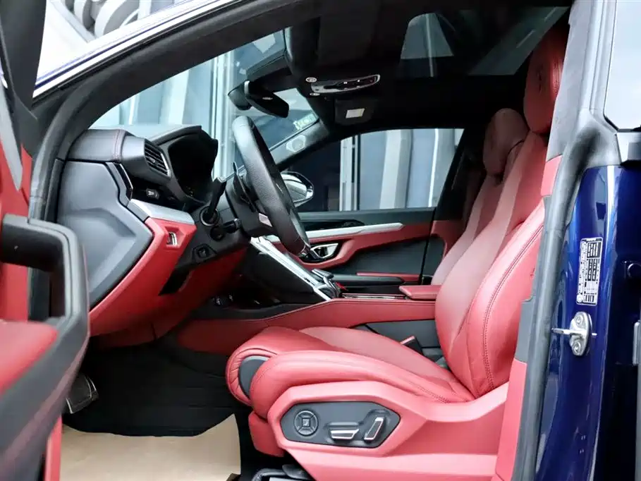 Lamborghini Urus 2021 4.0T V8 фото 9