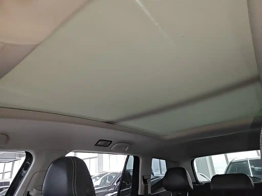 Volkswagen Teramont 2019 330TSI 2WD Luxury China V фото 18
