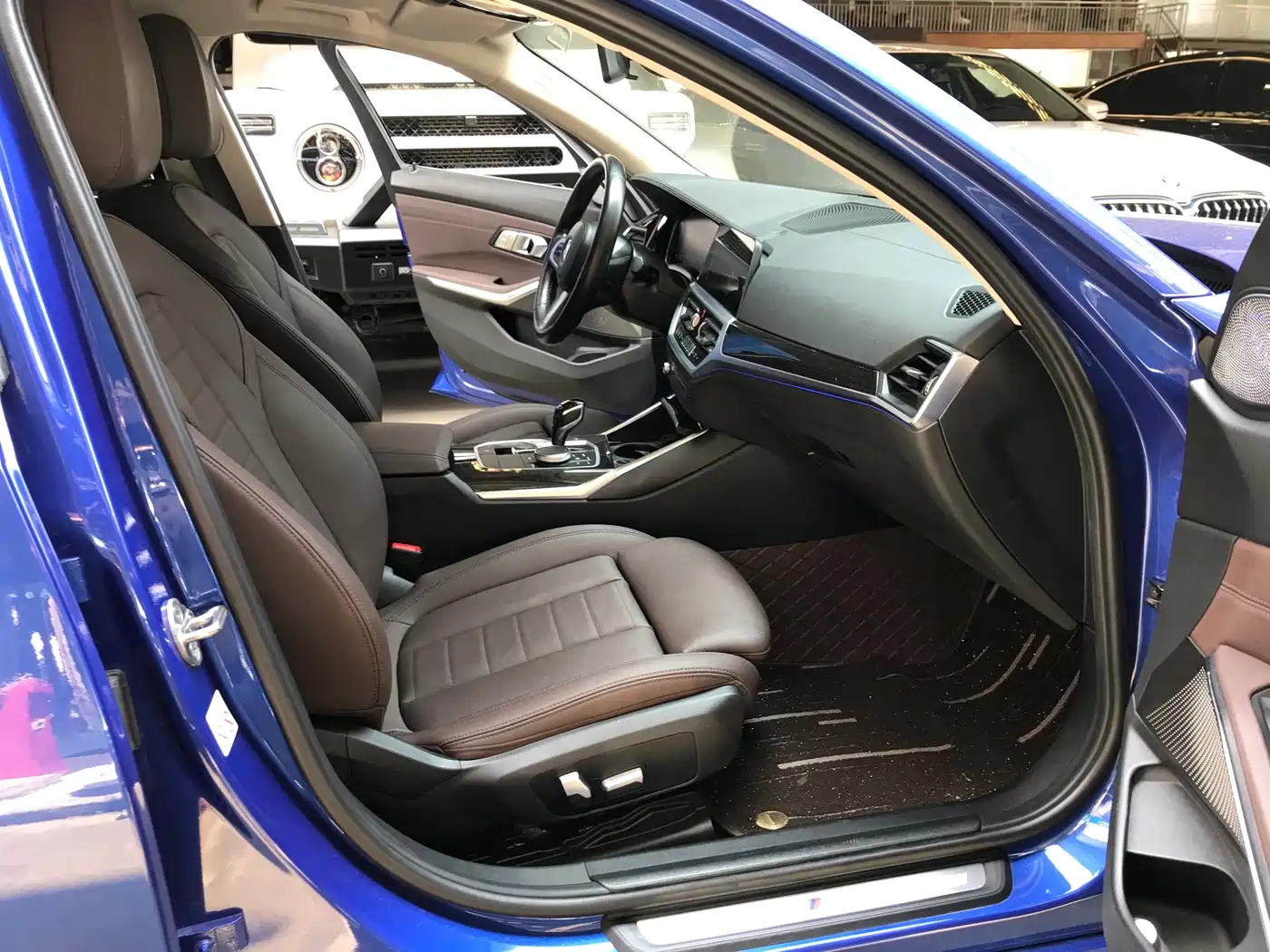 BMW 3-SERIES