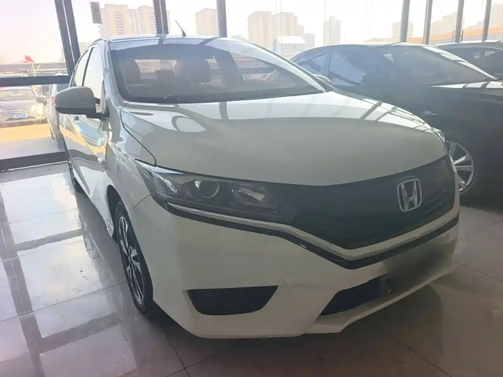 Honda Greiz 2018 2016 1.5L CVT Classic Edition