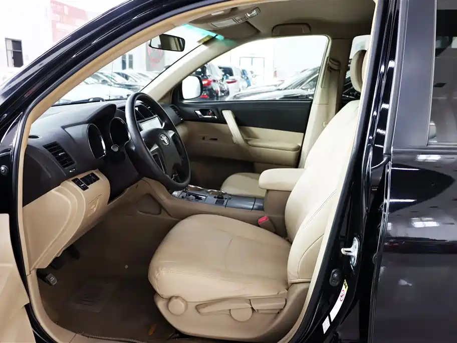 Toyota Highlander 2009 2.7L 2WD 5-seater Elite Edition фото 4