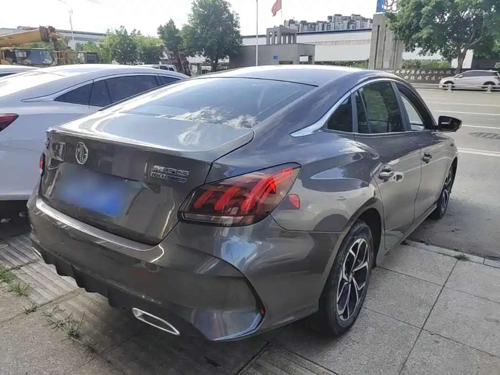 Фото 7 - MG MG5