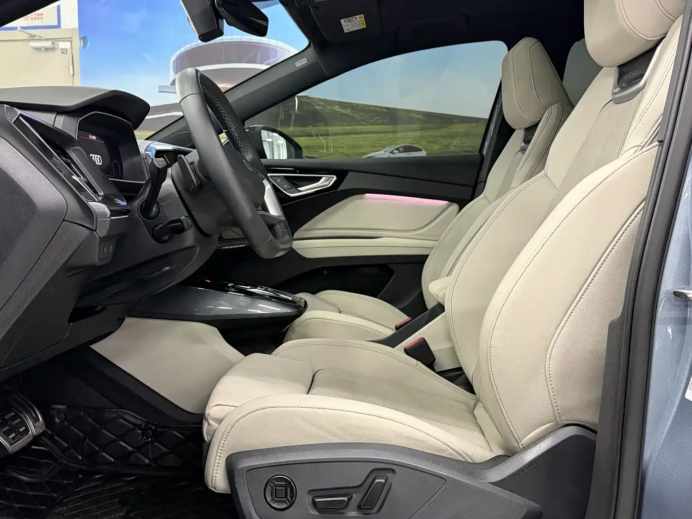 Audi Q4 e-tron 2022 40 e-tron Creation Edition фото 5