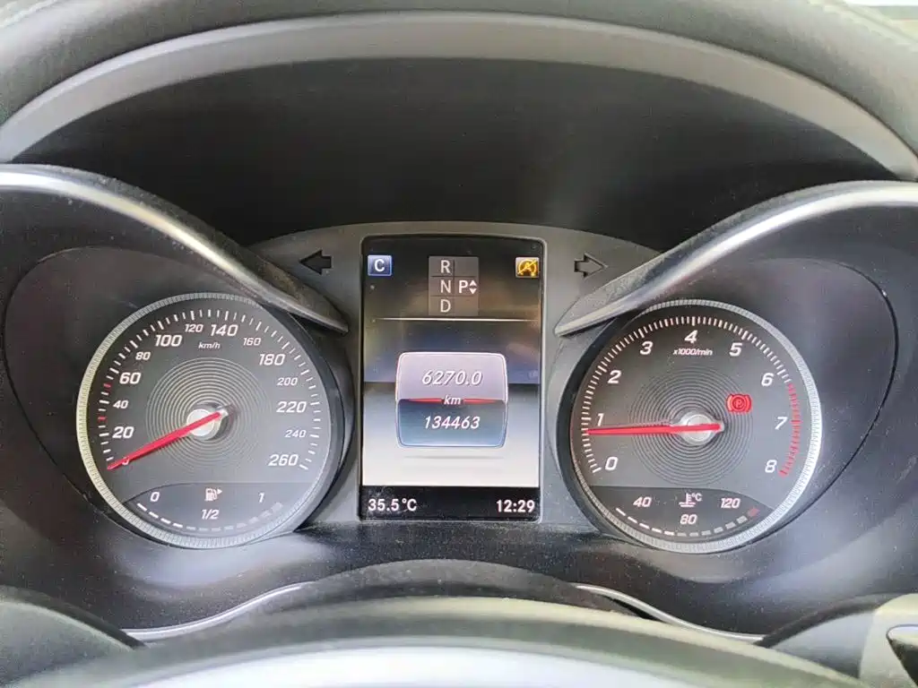 Фото 4 - Mercedes-Benz C-Class