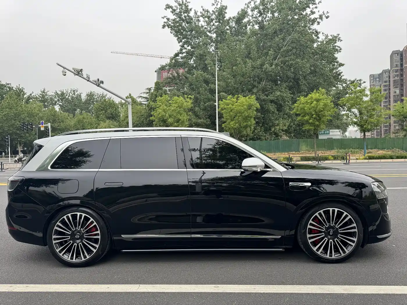 AITO Wenjie AITO M9 2024 Range Extender Ultra 52kWh 6-seater фото 31