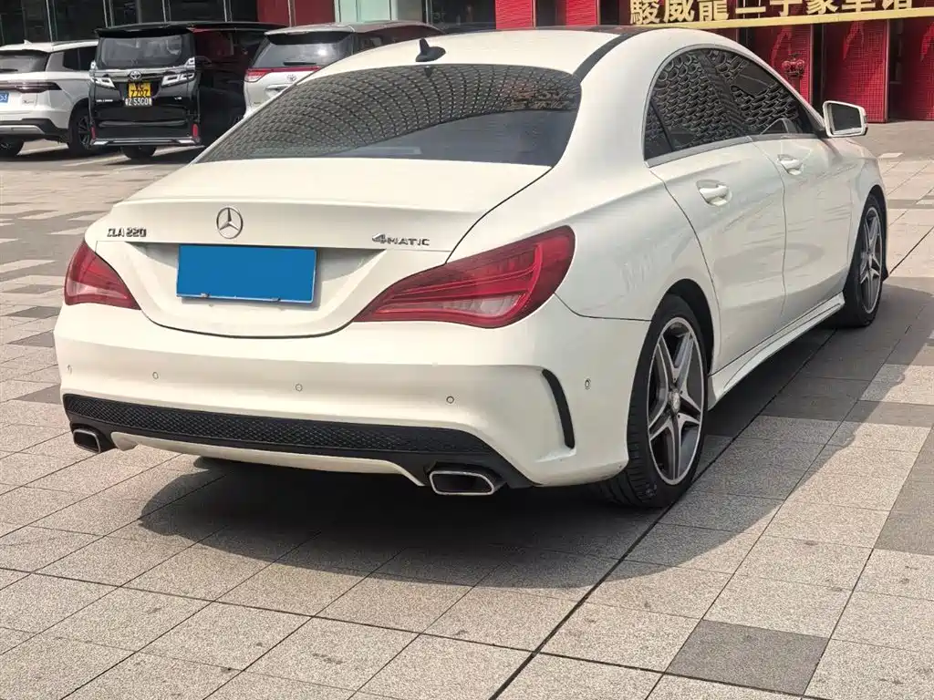 Mercedes-Benz CLA (Import) 2015 CLA 220 4MATIC фото 7