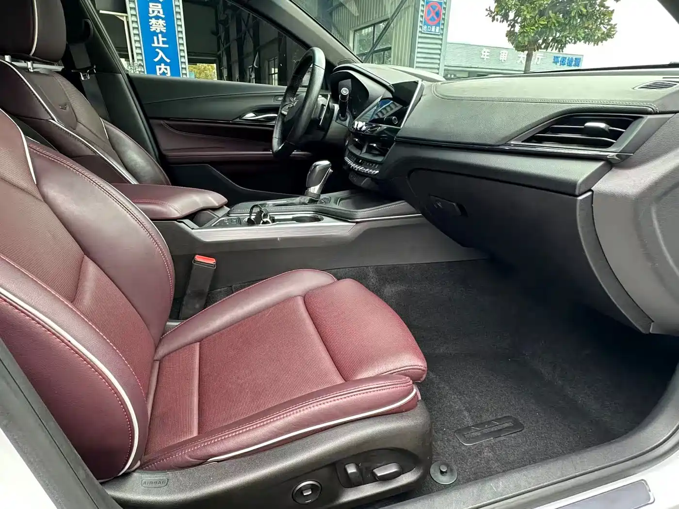 Cadillac CT4 2020 28T Elite фото 10