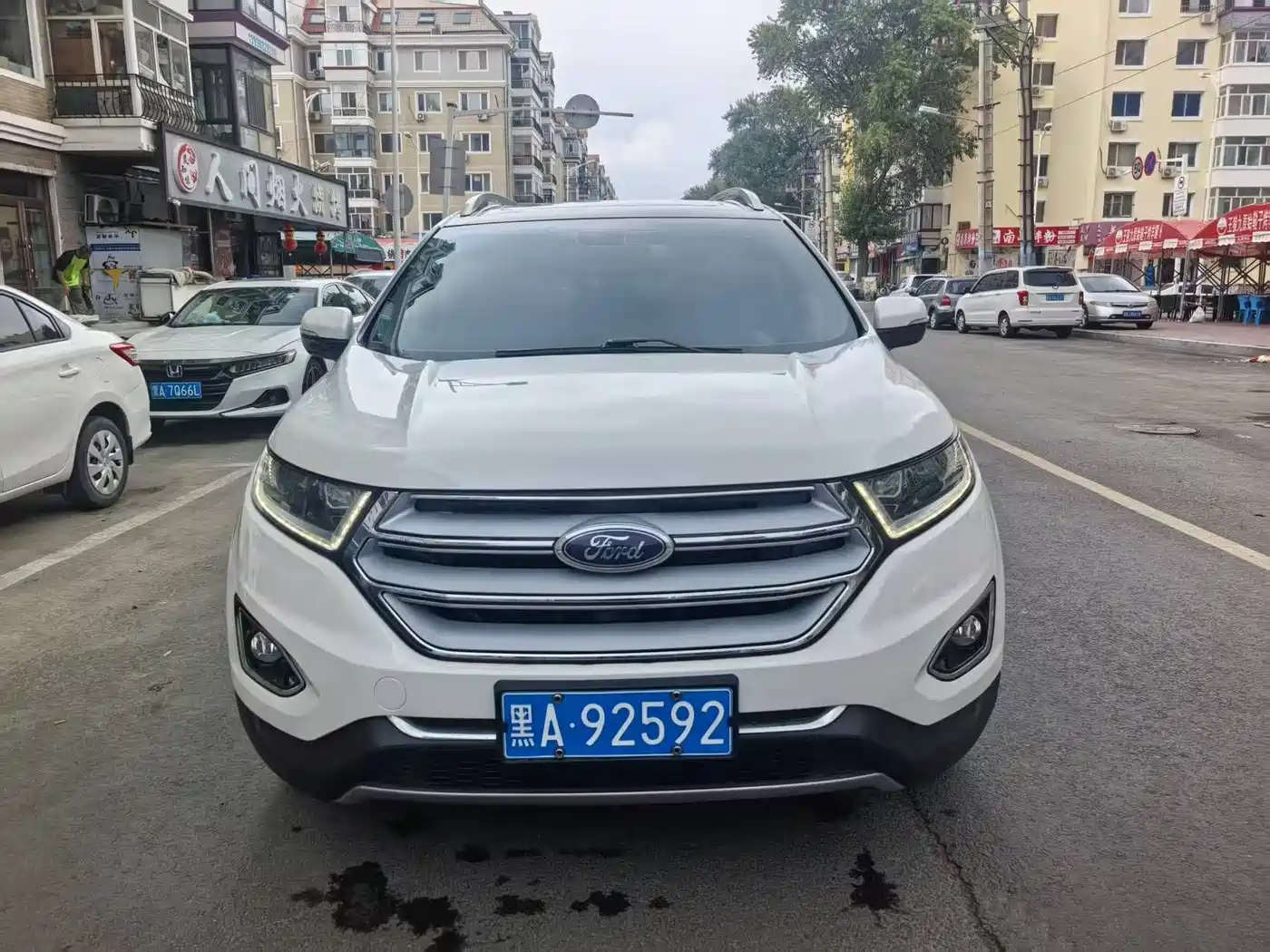 Фото 2 - Ford Edge