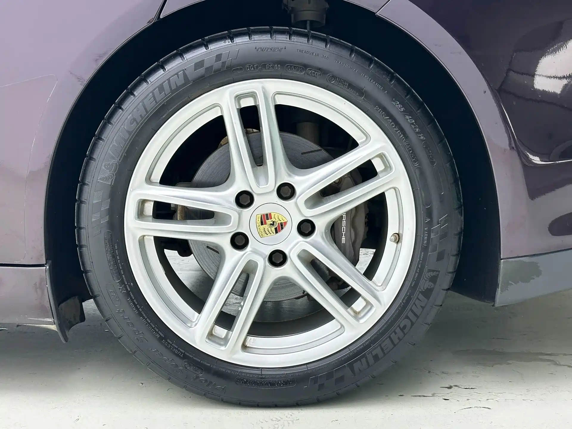 Photo 11 - Porsche Panamera