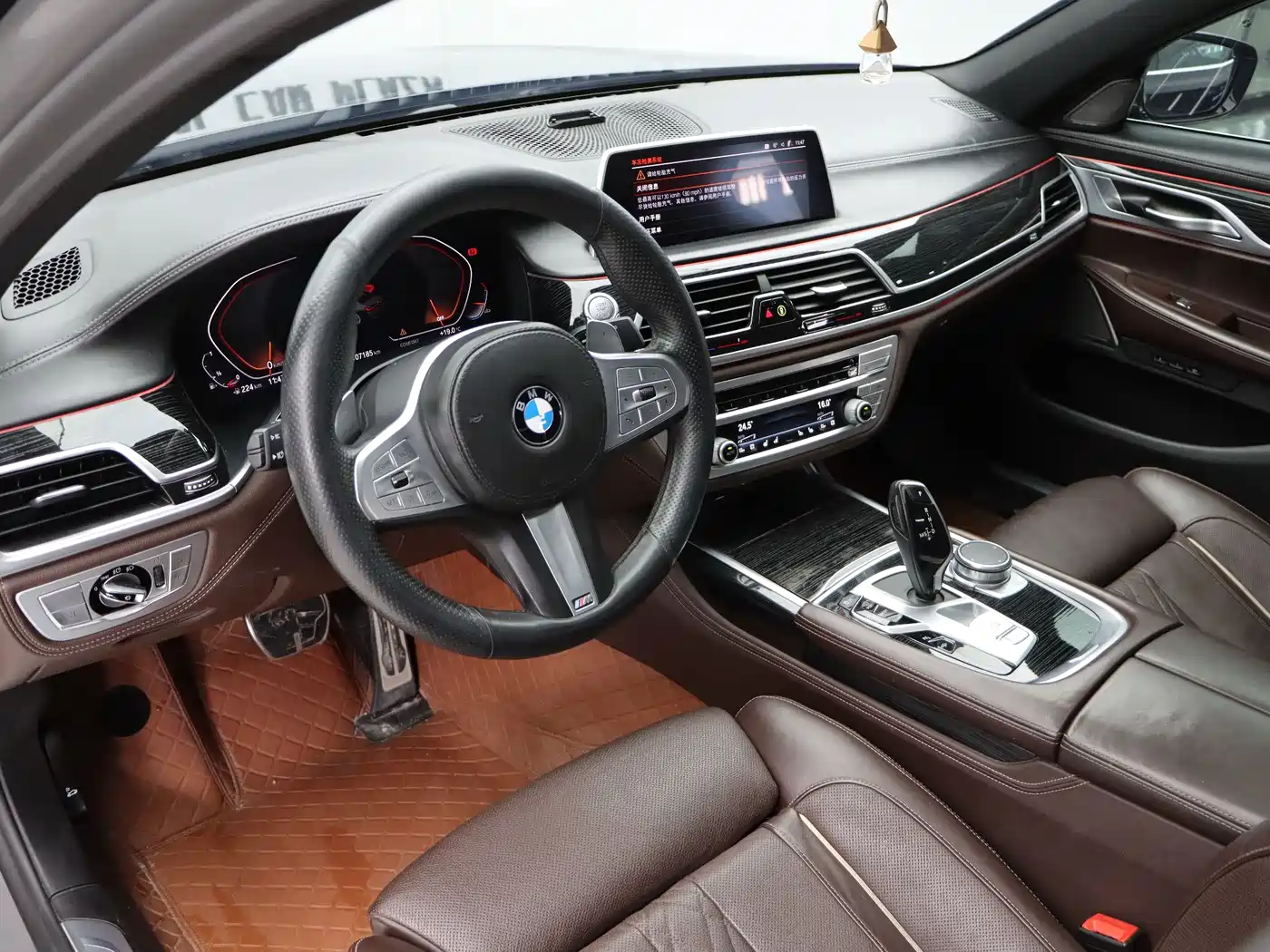 BMW 7 Series 2021 Model 730Li M Sport Package фото 20