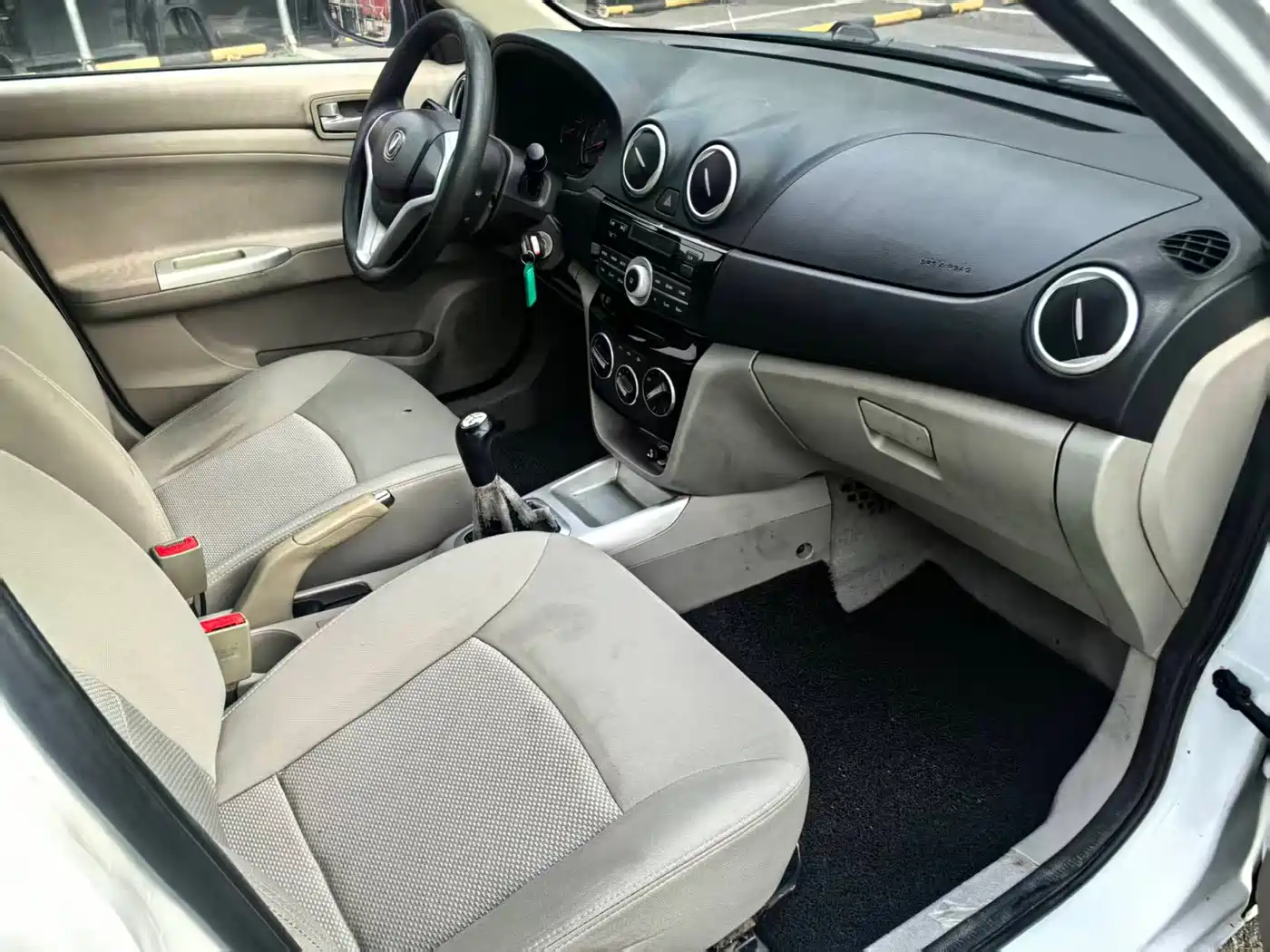 CHANG'AN YUEXIANG V3