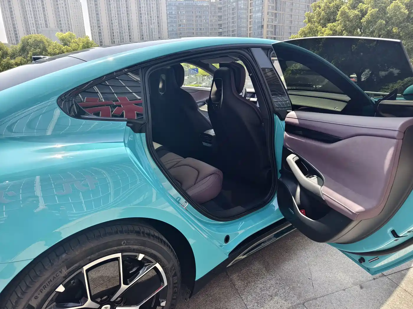 XIAOMI CAR XIAOMI SU7