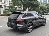 Фото 5 - Volkswagen Touareg