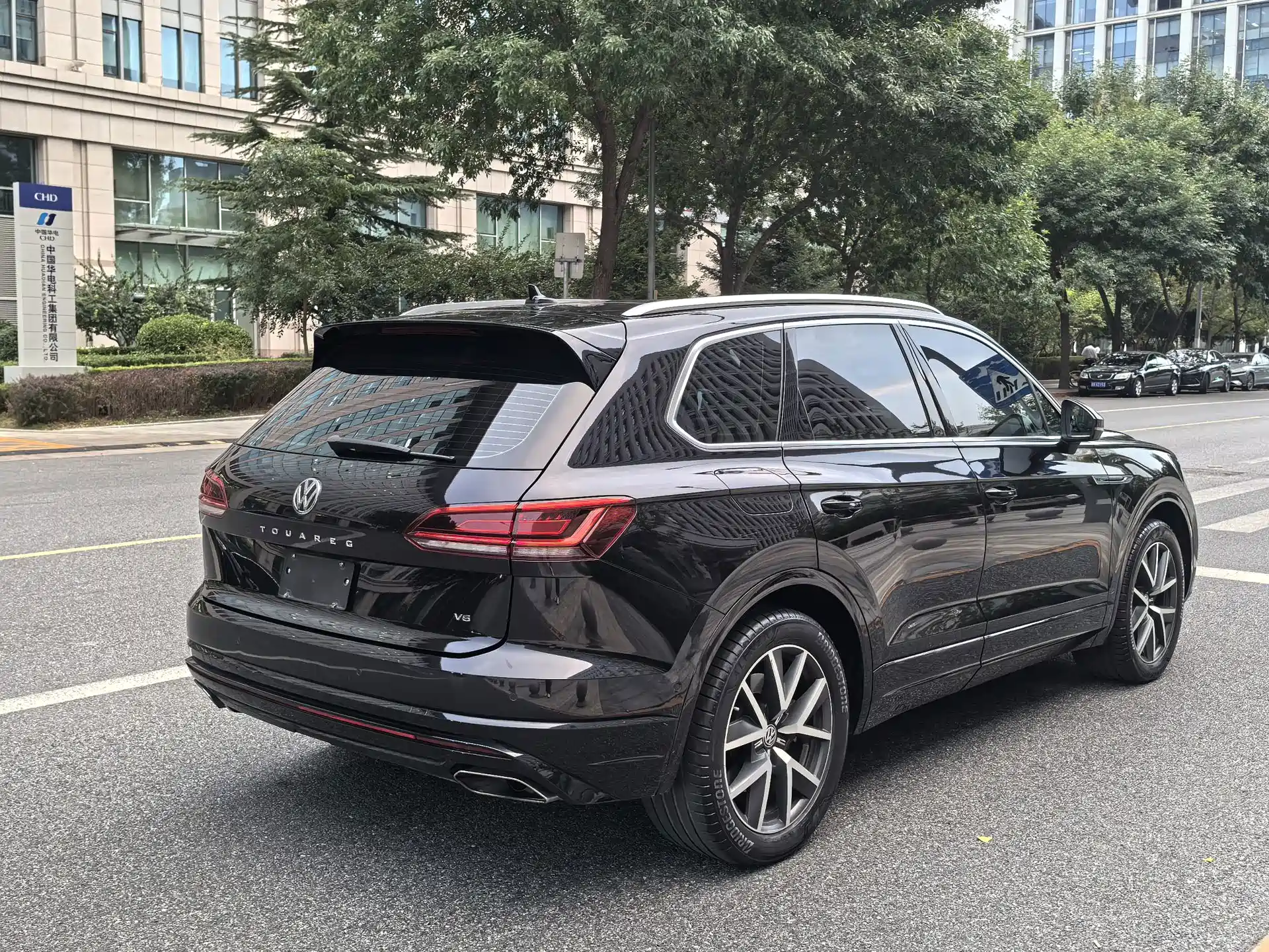 Фото 5 - Volkswagen Touareg