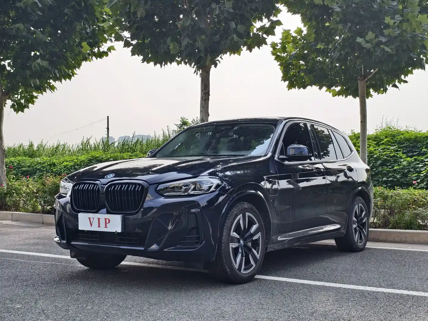 2025 BMW iX3