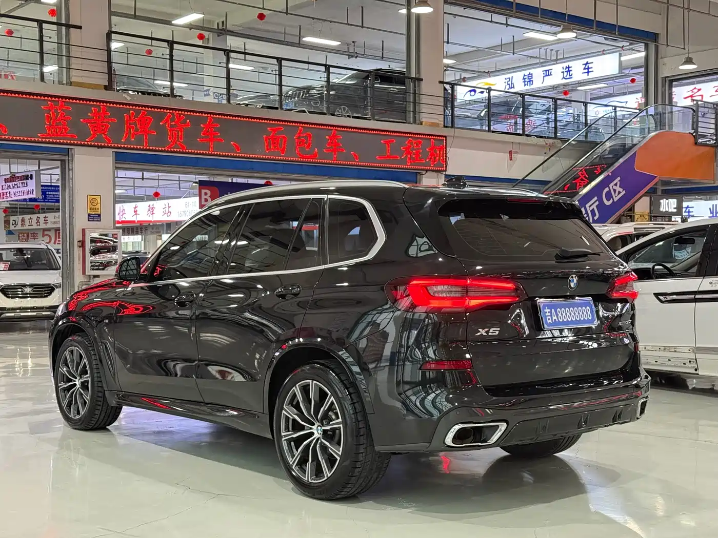 BMW X5 (Import) 2022 xDrive30i M Sport Package фото 5