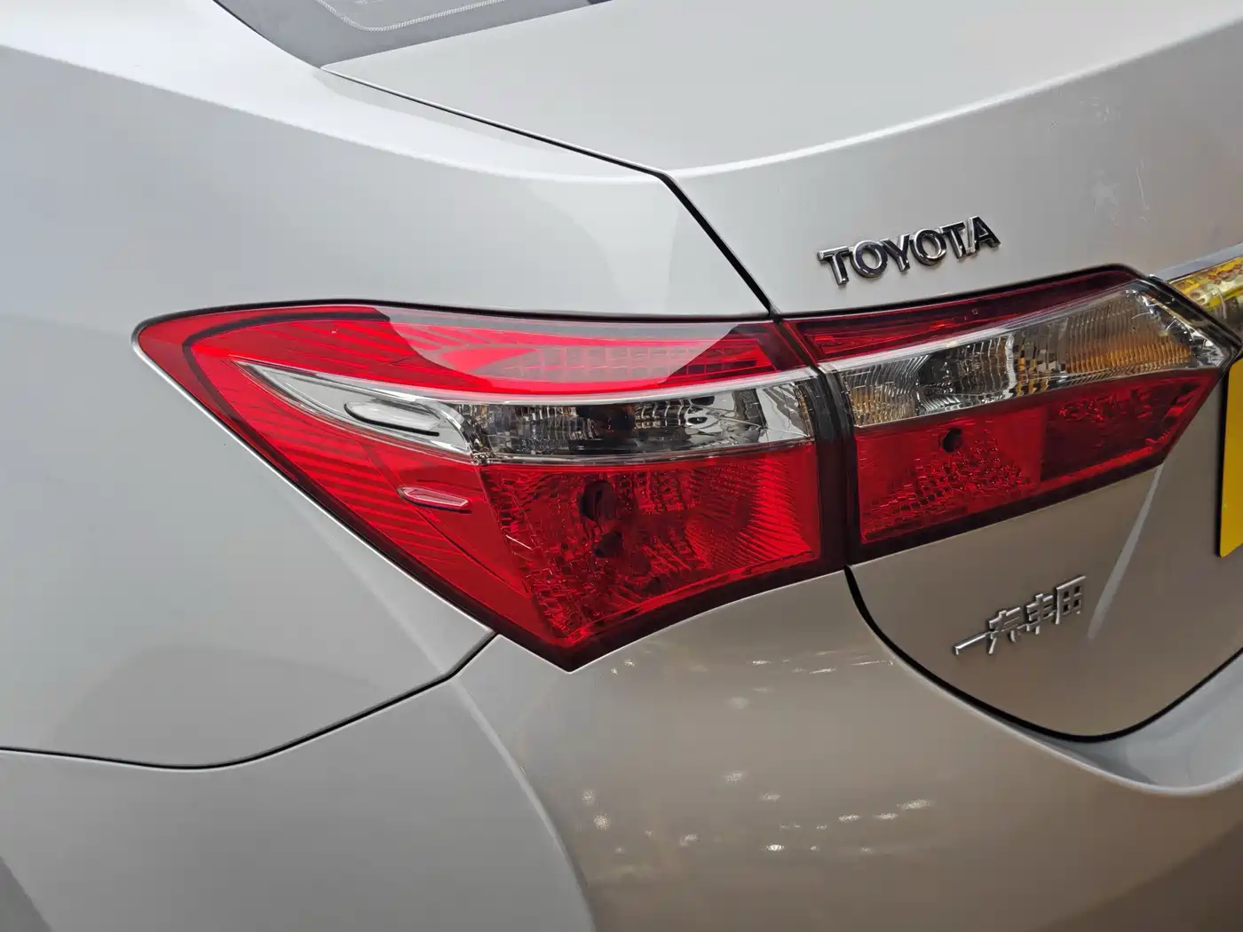 Toyota Corolla 2017 Facelift 1.2T S-CVT GL фото 7