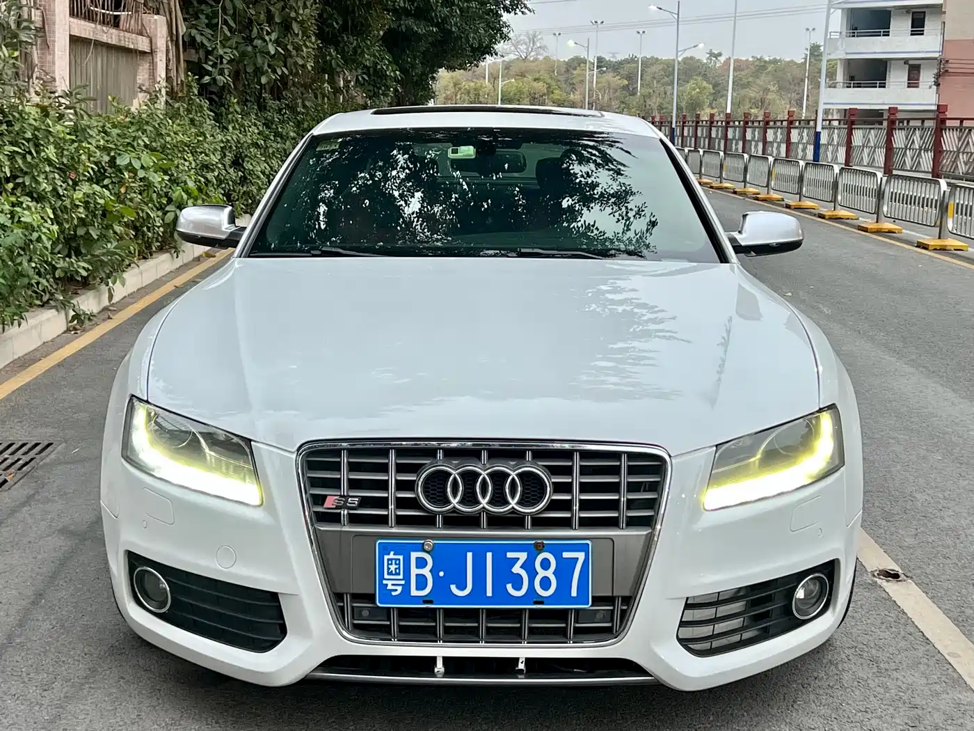 Audi S5 2010 S5 3.0T Sportback фото 2