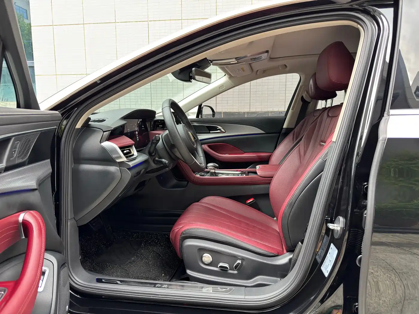 Hongqi H5 2023 2.0T Auto Smart Connect Flag Comfort фото 5